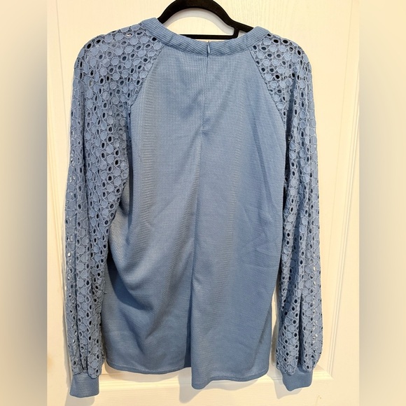 Blue Lace Sleeve Blouse - Picture 3 of 5